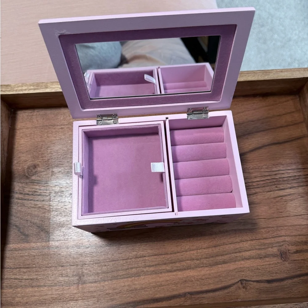 Hello Kitty Jewelry Box with‎ Tray and Storage | BRAND NEW